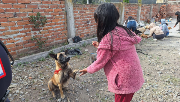 TALLER DE ADIESTRAMIENTO CANINO IMPULSA SEGURIDAD Y CONVIVENCIA EN AMBATO